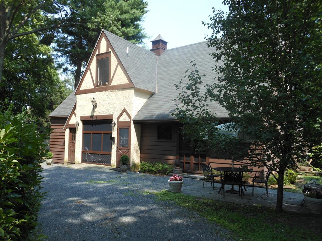 Apartamento The Carriage House Loft Kingston Exterior foto