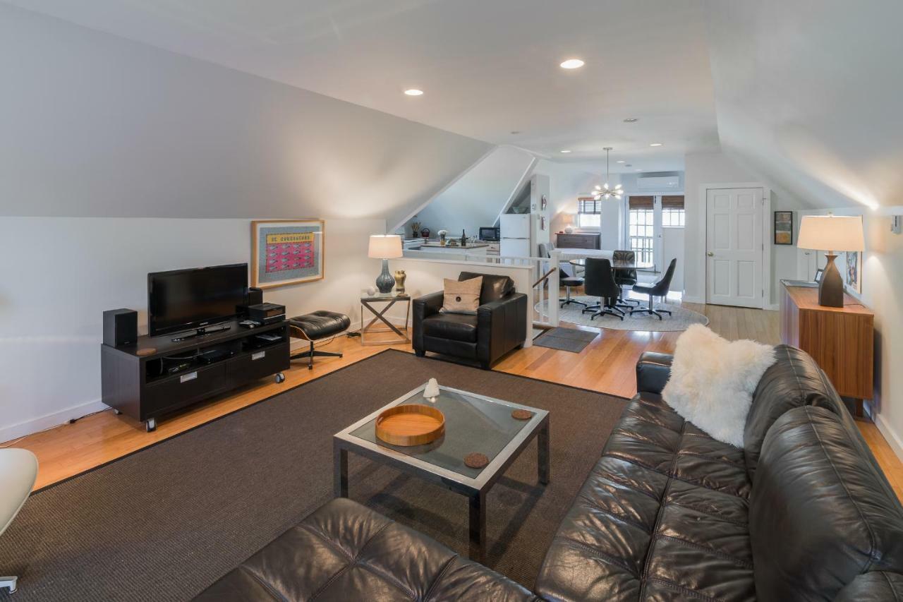 Apartamento The Carriage House Loft Kingston Exterior foto