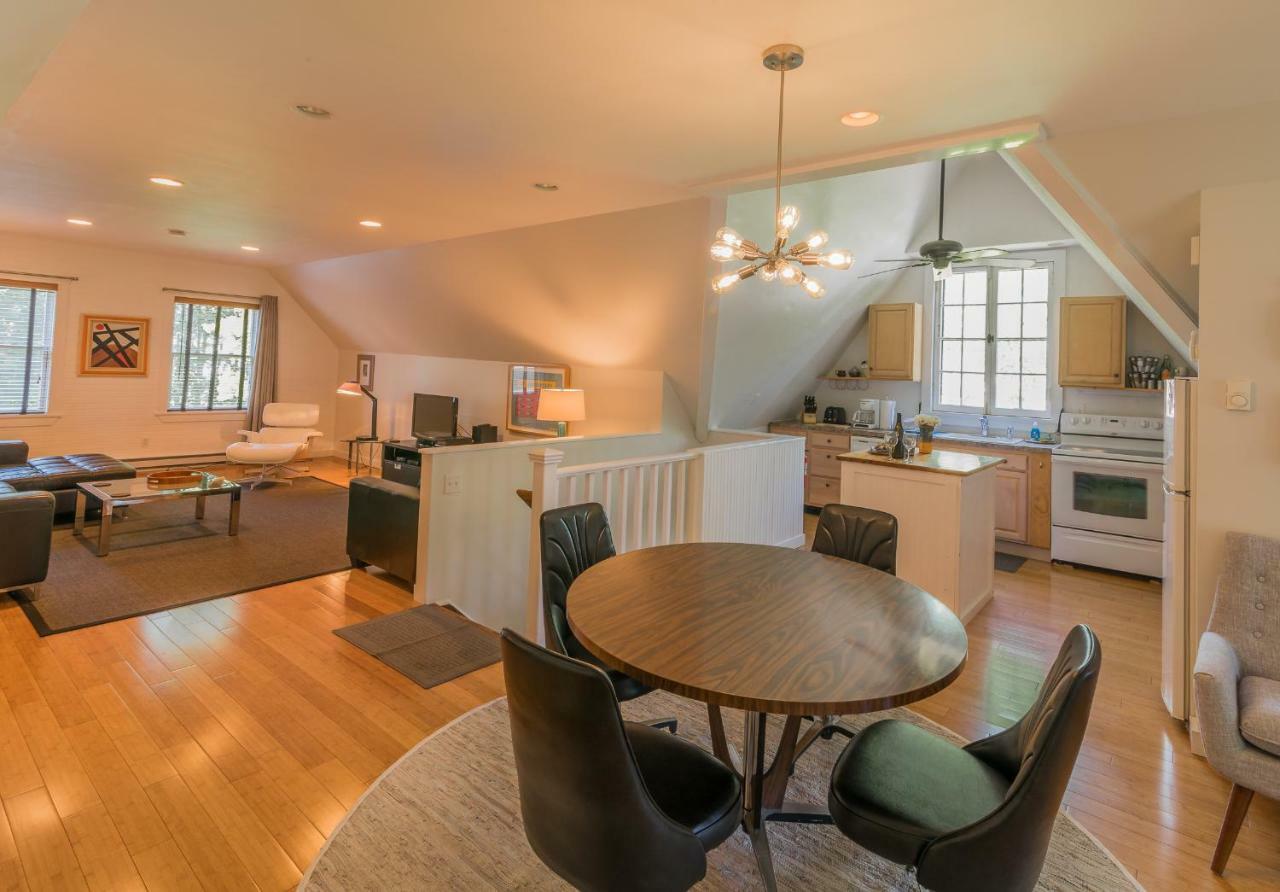 Apartamento The Carriage House Loft Kingston Exterior foto