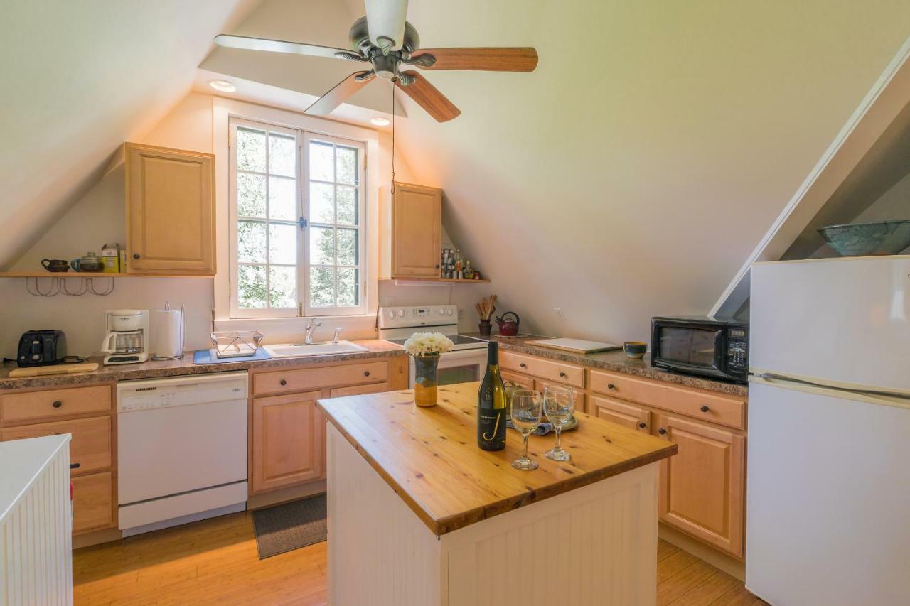 Apartamento The Carriage House Loft Kingston Exterior foto