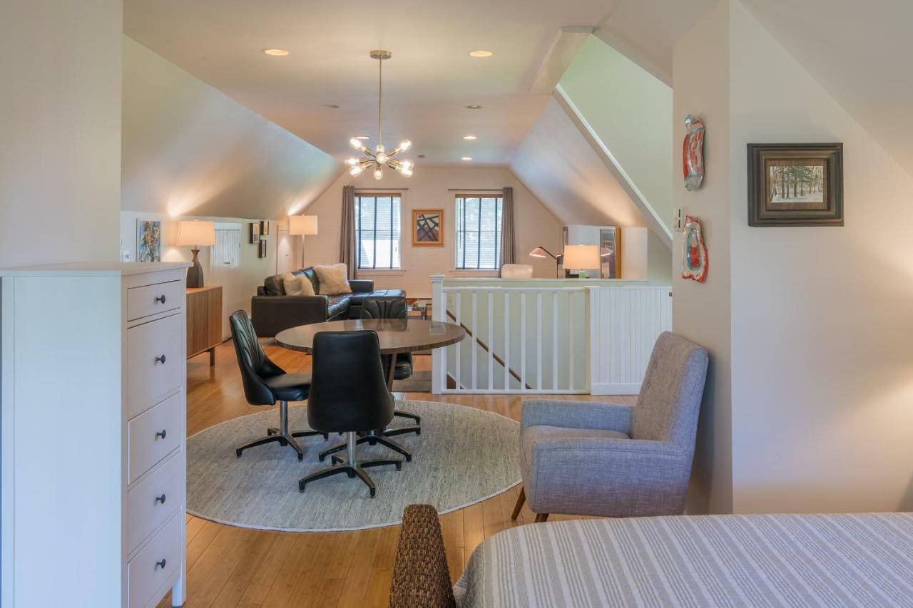 Apartamento The Carriage House Loft Kingston Exterior foto
