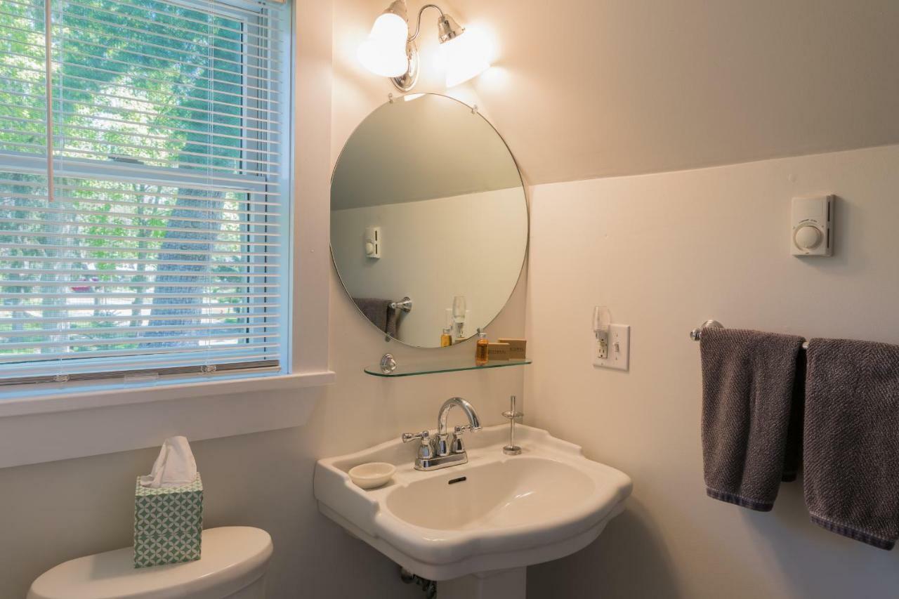 Apartamento The Carriage House Loft Kingston Exterior foto