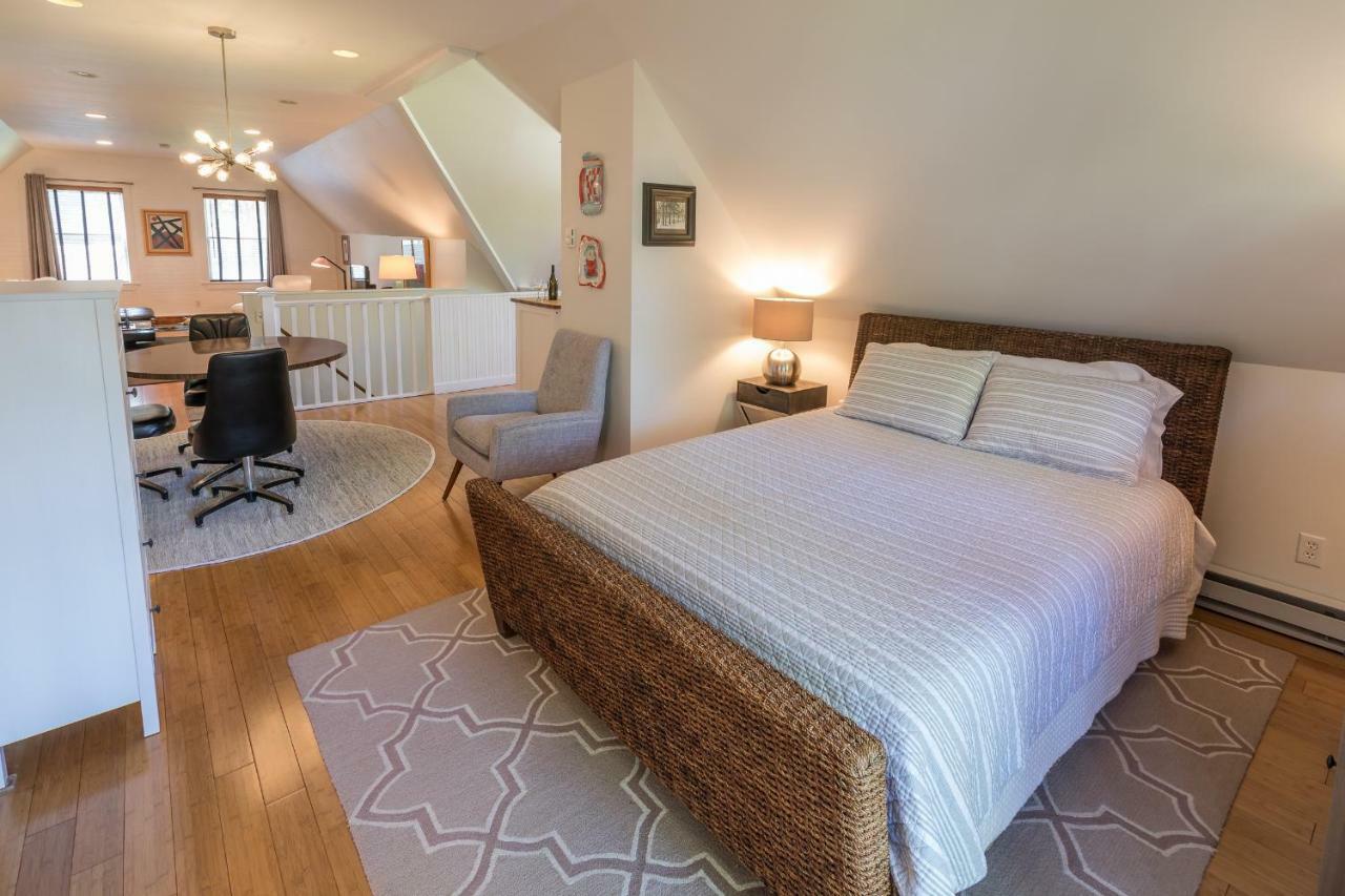 Apartamento The Carriage House Loft Kingston Exterior foto